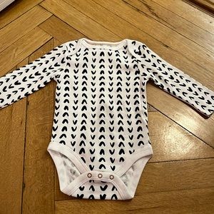 NWOT Size 3-6M Cloud Island Onesie
